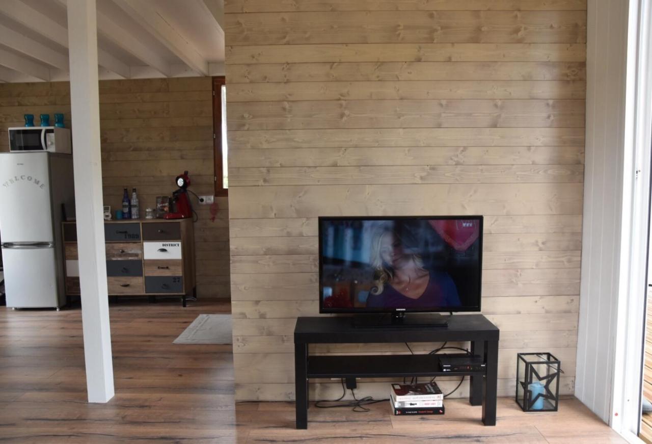 فيلا Domaine Residentiel Naturiste De La Jenny Chalet 6 Pers لو بورغ المظهر الخارجي الصورة